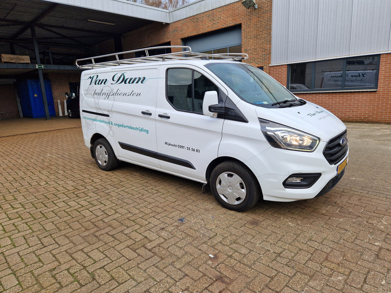 Van Dam Bedrijfsdiensten — busbelettering — Voertuigbelettering & wrapping